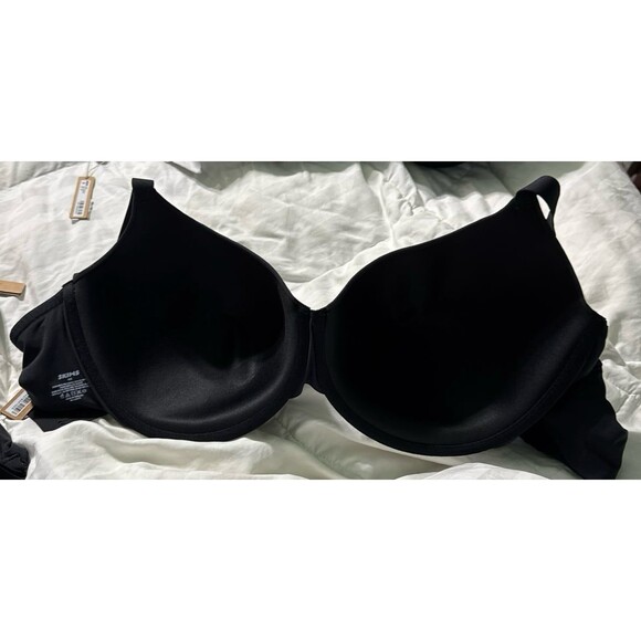 Skims Fits Everybody t-shirt Demi bra 46D - Picture 5 of 6